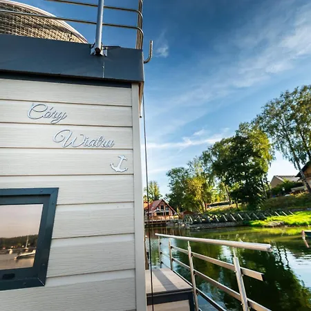 Botel Na Wodzie - Hausboot - Plywajacy -charzykowy